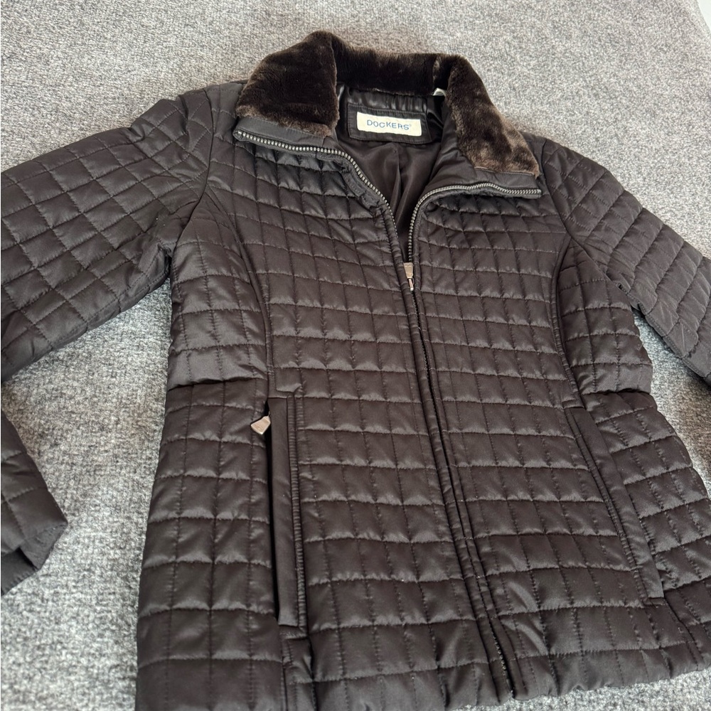 Vintage Dockers Women's Puffy Quilted Jacket Black Fur Neck size M - Picture 4 of 14